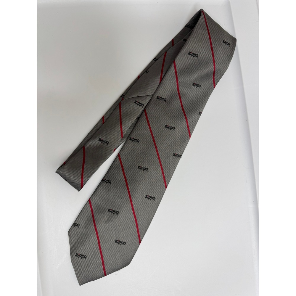 Vintage The Executive Mens Gray Red Stripe Polyester Zippo‎ Neck Tie